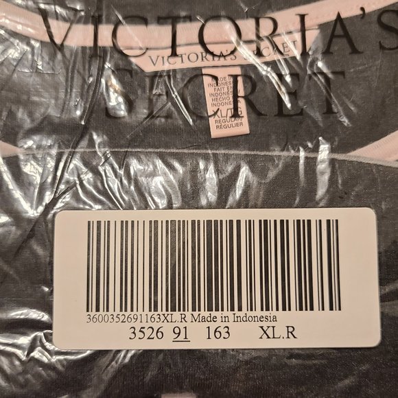 Victoria's Secret Pink and Black Pajama Set with Sleep Mask - Picture 3 of 3